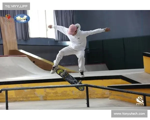 奈杰尔·霍尔斯田径精英赛精彩亮相 展现全球顶级运动员竞技风采 奈杰尔·霍尔斯田径精英赛精彩亮相 展现全球顶级运动员竞技风采