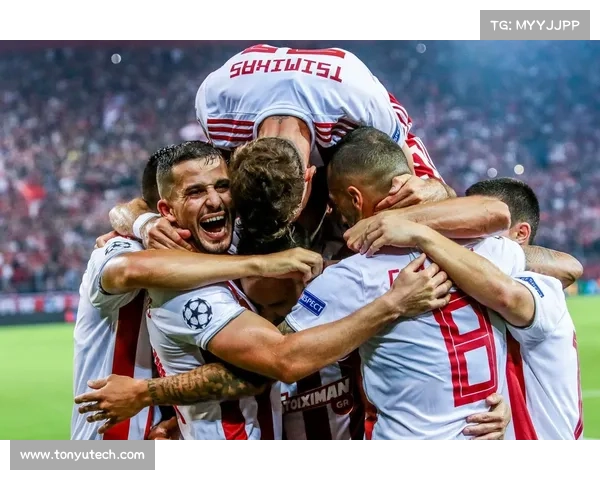 奥林匹亚科斯如何在希腊足球历史中崛起并稳居霸主地位